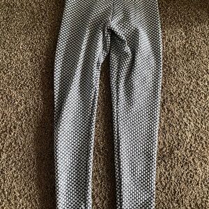 Black and White Patterned Leggings